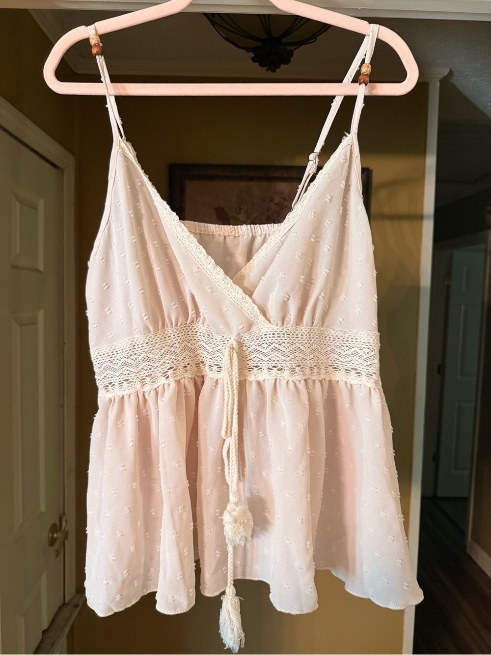 Light Beige Crochet-Trim Sleeveless Cami Tank